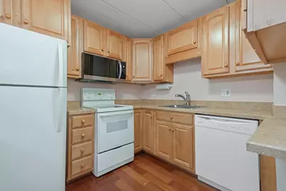 65 Commons Dr #306, Shrewsbury, MA 01545 - Photo 8