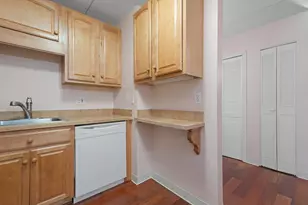 65 Commons Dr, Shrewsbury, MA 01545 - Photo 10
