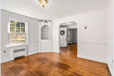 5 Lowell Ave, Holden, MA 01520 - Photo 6
