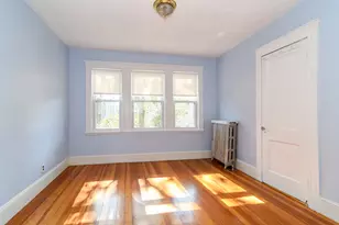 7 Haydn St, Boston, MA 02131 - Photo 10