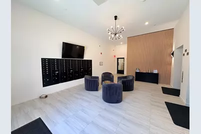 267 Old Colony Ave. #402, Boston, MA 02127 - Photo 14