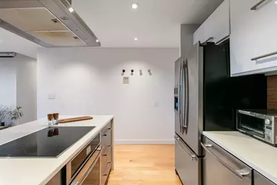 1105 Massachusetts #6C, Cambridge, MA 02138 - Photo 4