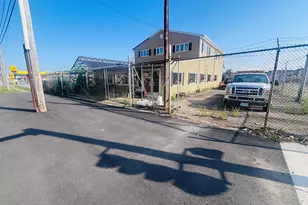 46 Rockdale Ave, New Bedford, MA 02740 - Photo 2