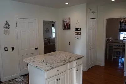 726 Main St, Boylston, MA 01505 - Photo 6