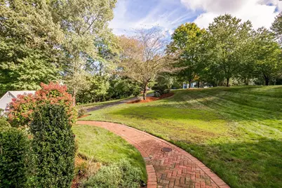 11 Currier Rd, Middleton, MA 01949 - Photo 4