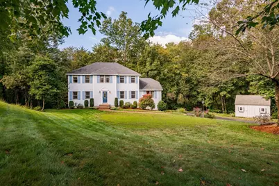 11 Currier Rd, Middleton, MA 01949 - Photo 2