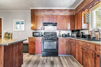 100 Clover St, Worcester, MA 01603 - Photo 16