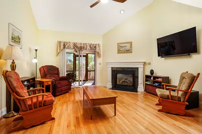 37 Acorn Ave #37, Fitchburg, MA 01420 - Photo 6