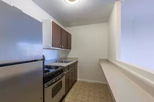 9 Hawthorne Pl, Boston, MA 02114 - Photo 14