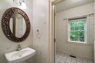 34 Laurelwood Dr, Worcester, MA 01605 - Photo 14