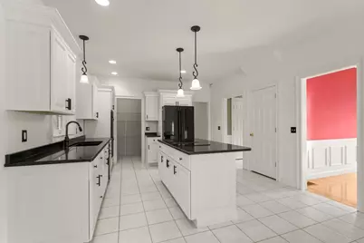 34 Laurelwood Dr, Worcester, MA 01605 - Photo 4
