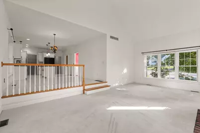 34 Laurelwood Dr, Worcester, MA 01605 - Photo 8
