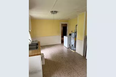 73 School St, Warren, MA 01083 - Photo 10