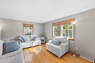 158 Telegraph Ave, Chicopee, MA 01020 - Photo 4