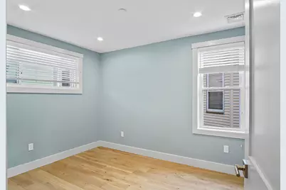 26 Crescent Ave, Boston, MA 02125 - Photo 16