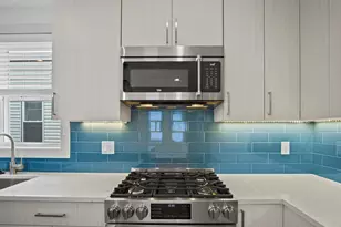 26 Crescent Ave, Boston, MA 02125 - Photo 6