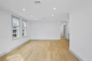 26 Crescent Ave, Boston, MA 02125 - Photo 10