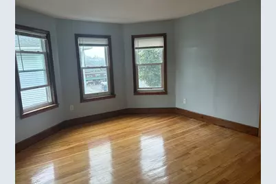91 Ward St #3, Worcester, MA 01610 - Photo 4