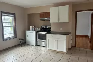 91 Ward St, Worcester, MA 01610 - Photo 2