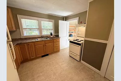 39 Main St, Sturbridge, MA 01566 - Photo 12