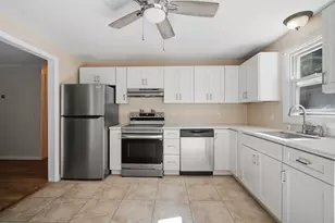 65 Lake George Dr, Wales, MA 01081 - Photo 4