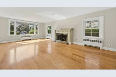220 Mountain Ave, Malden, MA 02148 - Photo 8