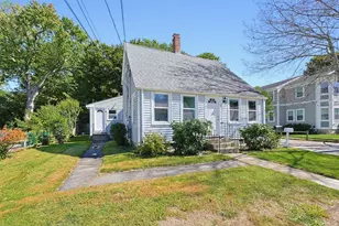 28 Monroe St, Norwood, MA 02062 - Photo 1