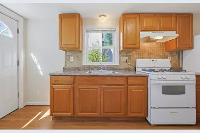 28 Monroe St, Norwood, MA 02062 - Photo 28