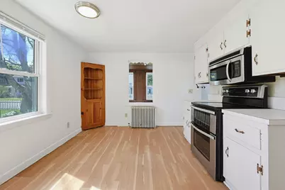 28 Monroe St, Norwood, MA 02062 - Photo 4