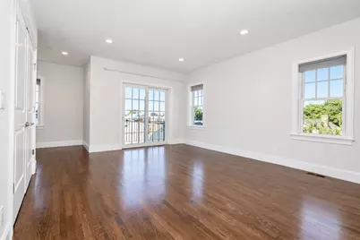141 W 6th St #3, Boston, MA 02127 - Photo 16