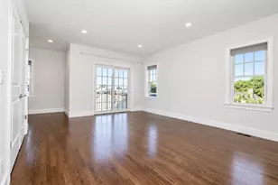 141 W Sixth St, Boston, MA 02127 - Photo 16