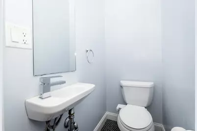 141 W 6th St #3, Boston, MA 02127 - Photo 14