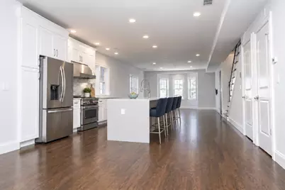 141 W 6th St #3, Boston, MA 02127 - Photo 2