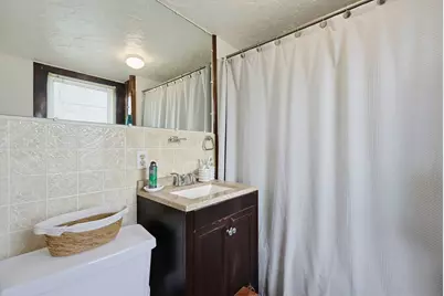 87 West St, Milford, MA 01757 - Photo 16