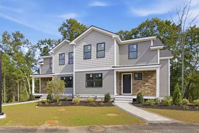 143 Essex Street #143, Middleton, MA 01949 - Photo 2