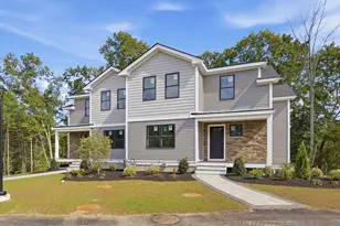 143 Essex St, Middleton, MA 01949 - Photo 2