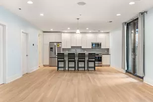 518 E 6th St, Boston, MA 02127 - Photo 18