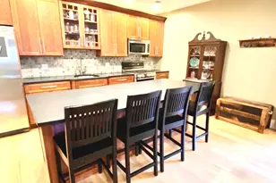 518 E 6th St, Boston, MA 02127 - Photo 2