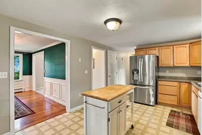 21 Lyons Rd, Dudley, MA 01571 - Photo 14