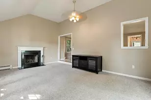 21 Lyons Rd, Dudley, MA 01571 - Photo 16