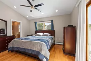 102 Narragansett Rd, Quincy, MA 02169 - Photo 14
