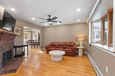 102 Narragansett Rd, Quincy, MA 02169 - Photo 8