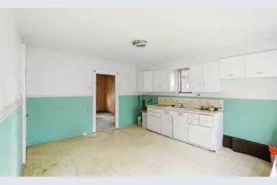 7 Slater, Webster, MA 01570 - Photo 6