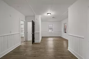 41 Prospect St, North Adams, MA 01247 - Photo 28