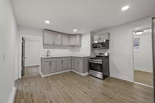 41 Prospect St, North Adams, MA 01247 - Photo 12
