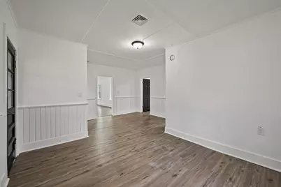 41 Prospect St, North Adams, MA 01247 - Photo 30