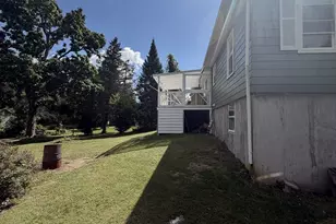 1189 Bark St, Swansea, MA 02777 - Photo 12