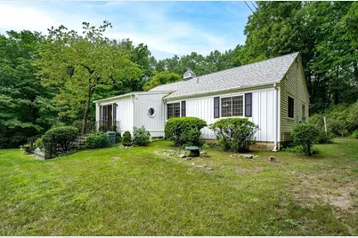 134 Maplewood Terrace, Northampton, MA 01060 - Photo 10