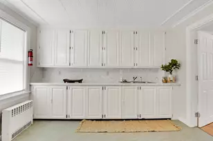 100 Caton Ln, Springfield, MA 01151 - Photo 6