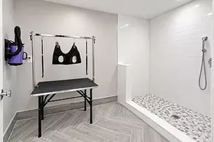 804 E 7th St, Boston, MA 02127 - Photo 18